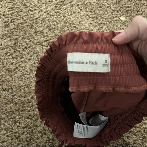 Abercrombie Women's Shorts - Picture 3 of 3